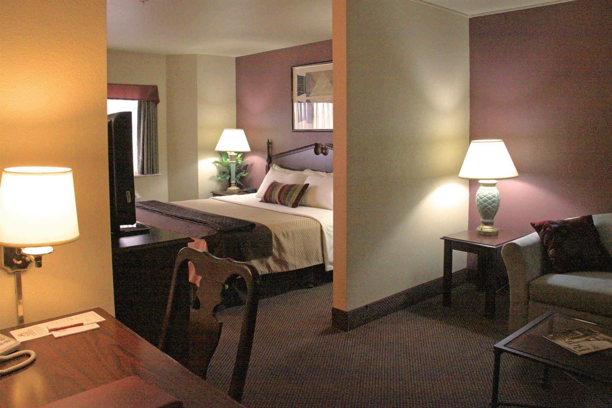 Quality Inn & Suites Meridian Zewnętrze zdjęcie
